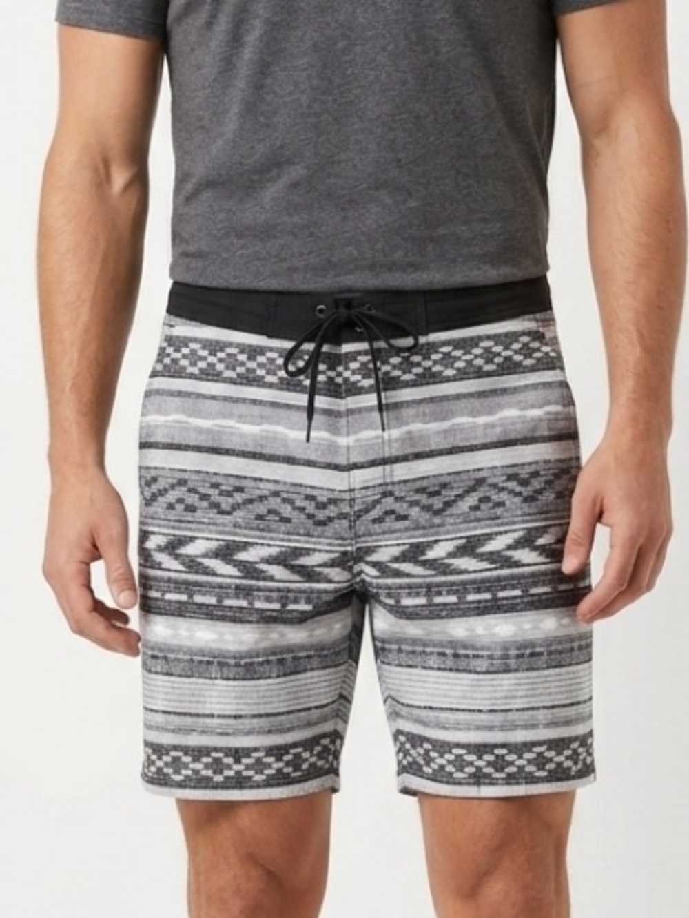 Carbon Patterned Hybrid Shorts